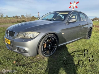 BMW 3-serie 318i Business Line AUTOMAAT AIRCO NAVI CRUISE