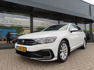 Volkswagen Passat 1.4 TSI PHEV GTE Business Ecc Navi Led Trekhaak 2020