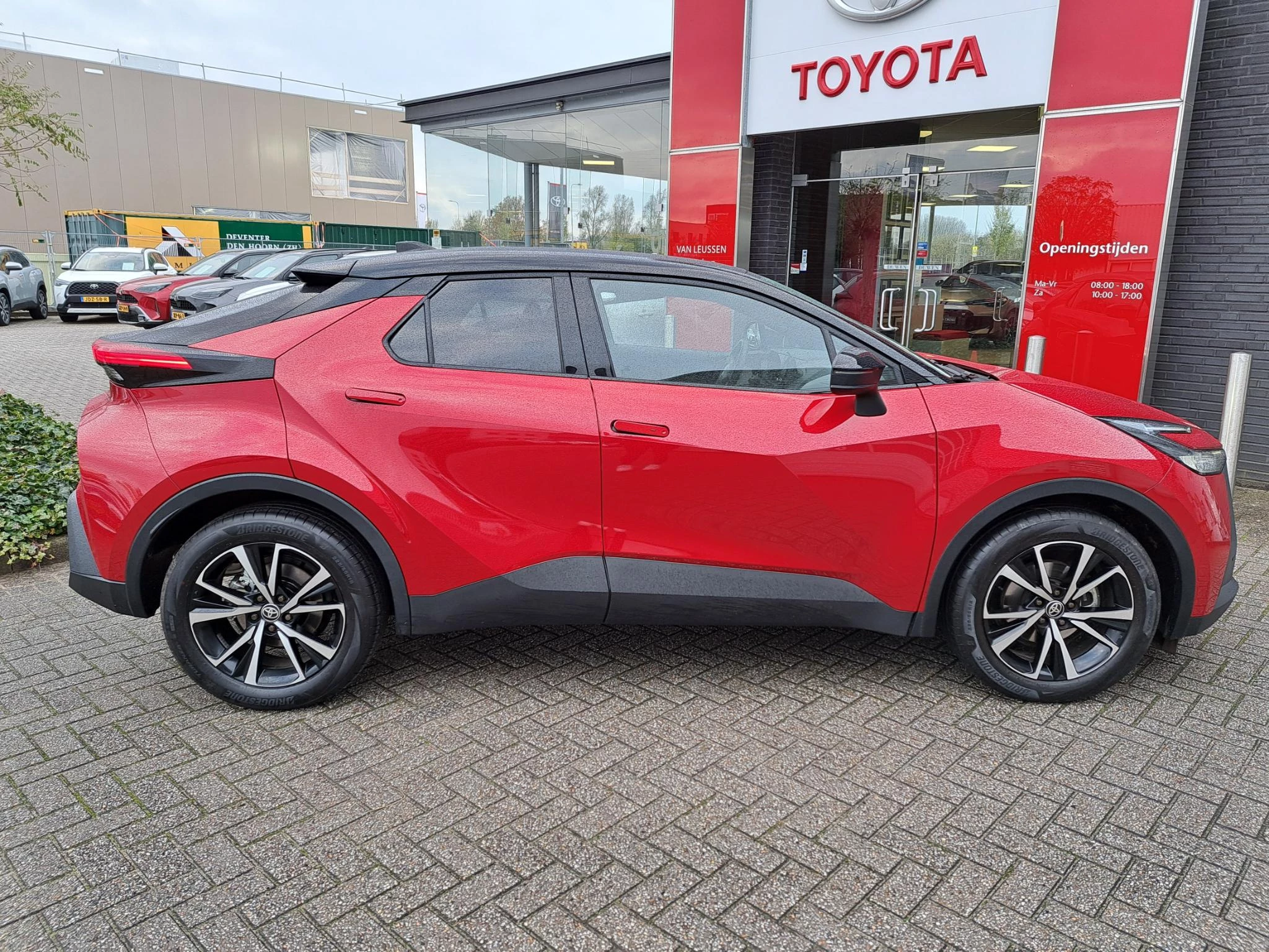 Hoofdafbeelding Toyota C-HR