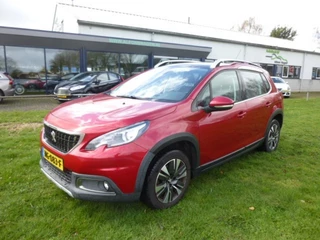 Peugeot 2008 1.2 PURETECH ALLURE / Pano dak/ Apple Carplay/