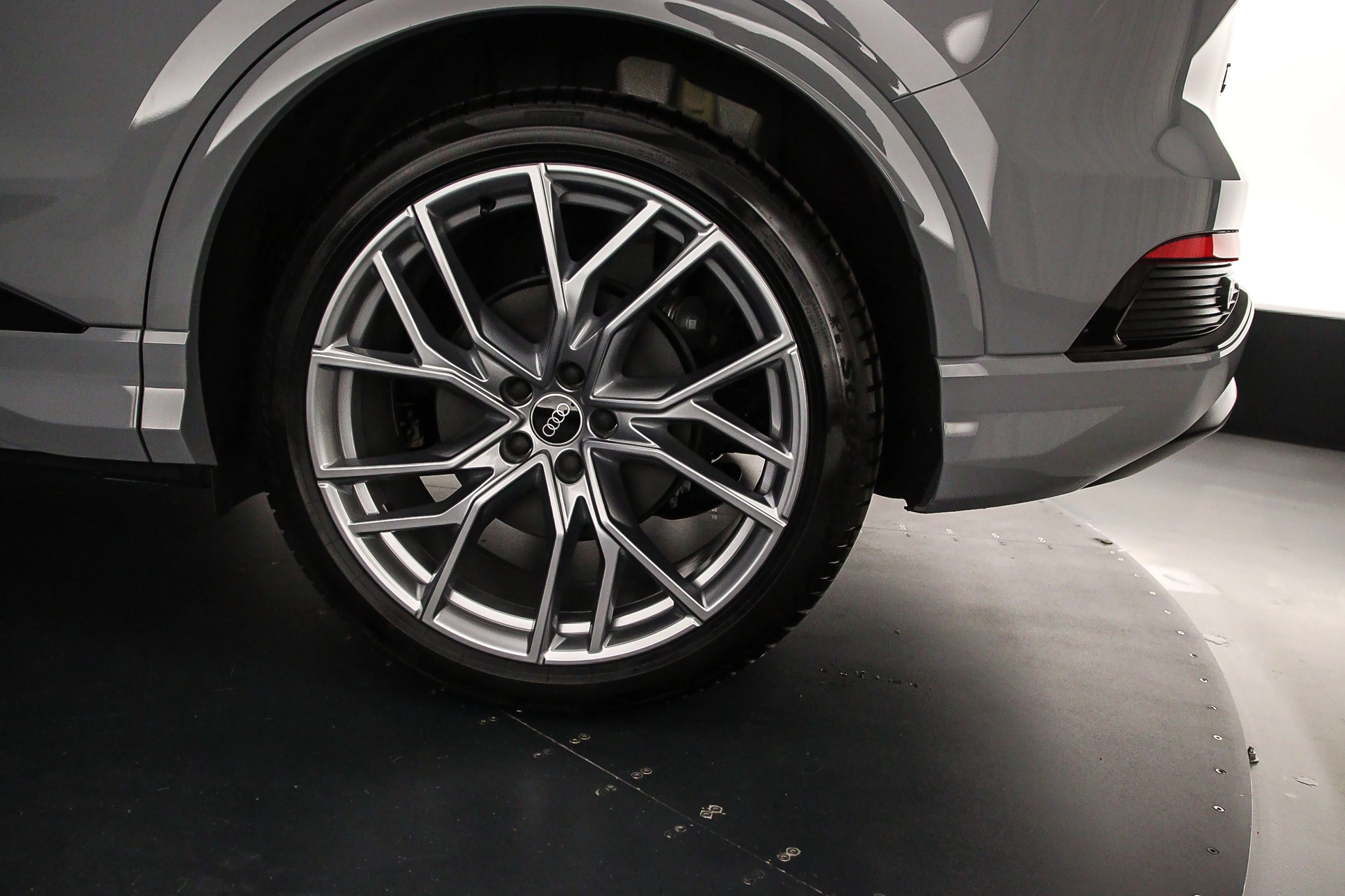 Hoofdafbeelding Audi Q4 e-tron