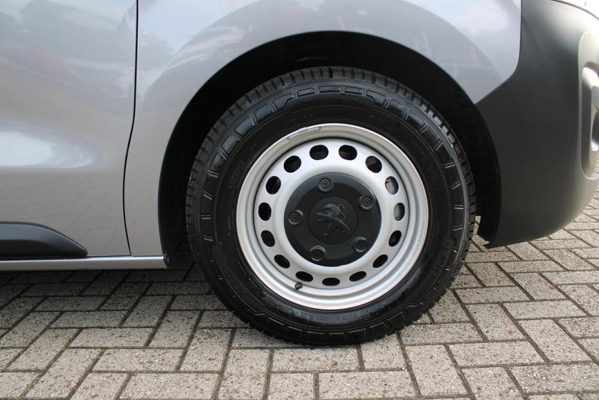 Hoofdafbeelding Peugeot e-Expert