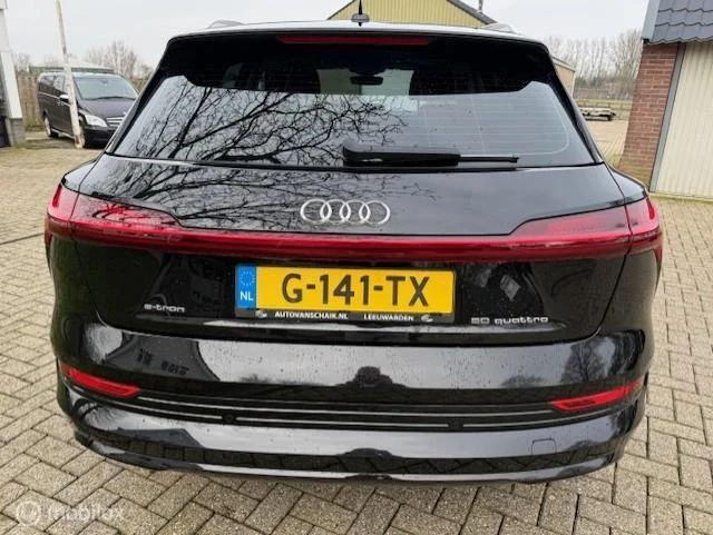 Hoofdafbeelding Audi e-tron