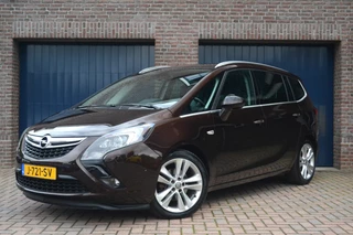 Hoofdafbeelding Opel Zafira Opel Zafira Tourer 1.4 Turbo Cosmo Edition 7 persoons | Trekhaak | Camera | Navigatie | Clima