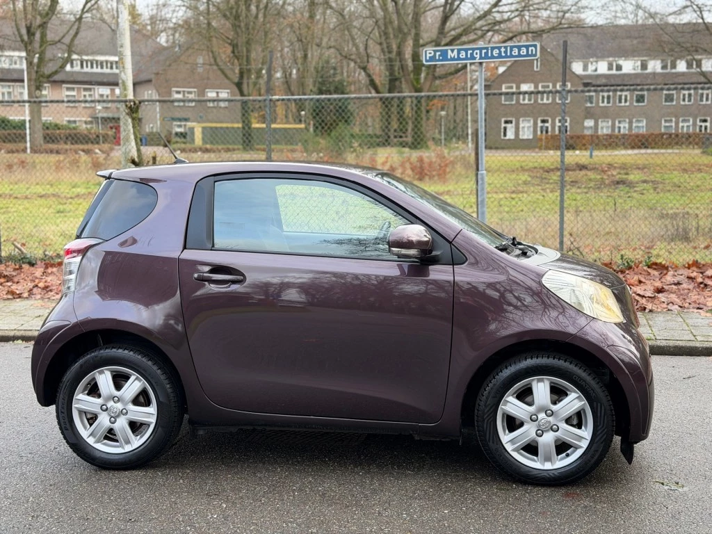 Hoofdafbeelding Toyota iQ