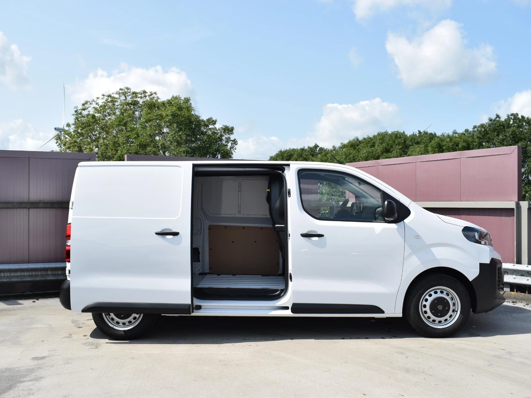 Hoofdafbeelding Peugeot e-Expert