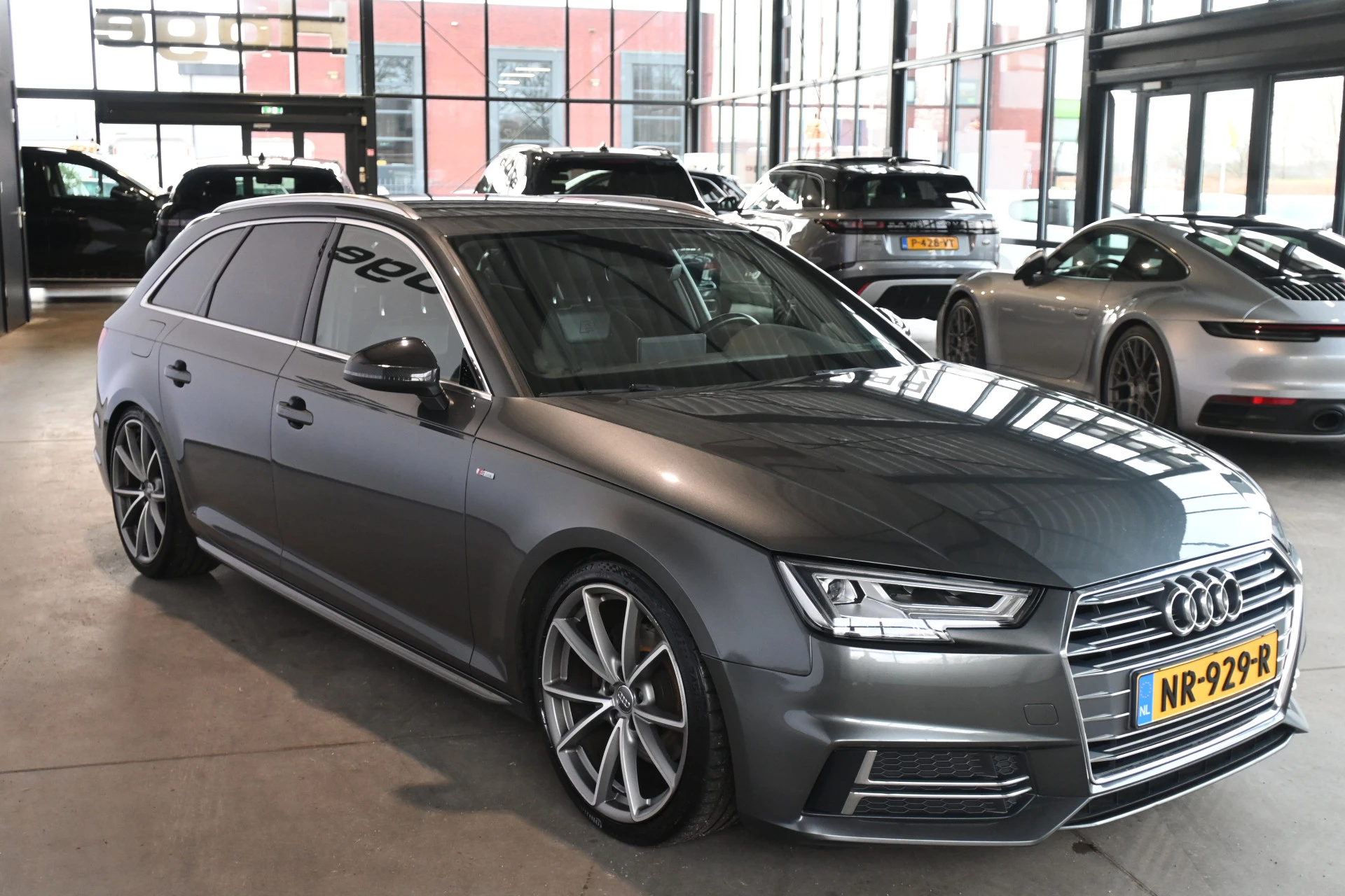 Hoofdafbeelding Audi A4
