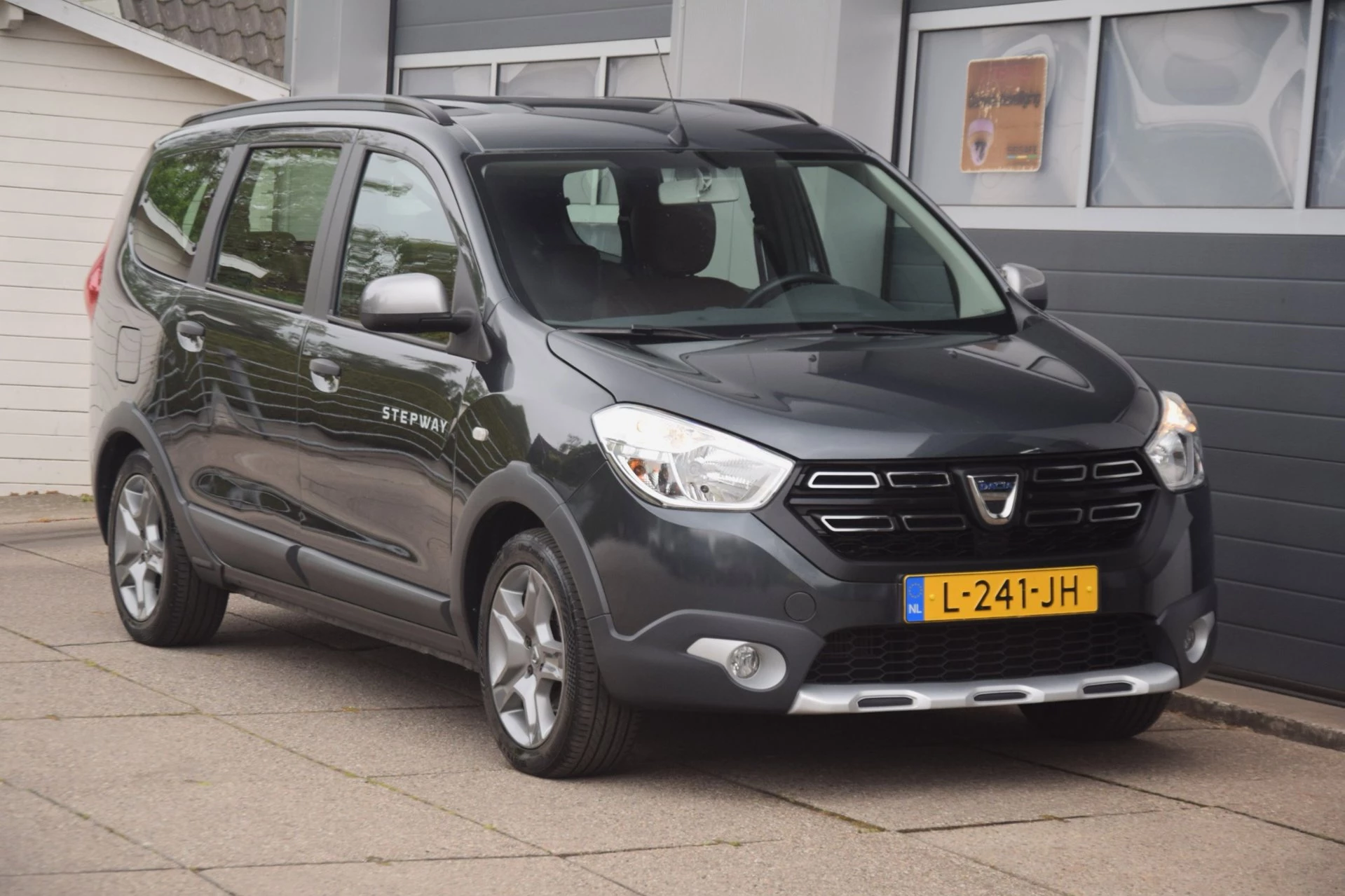 Hoofdafbeelding Dacia Lodgy