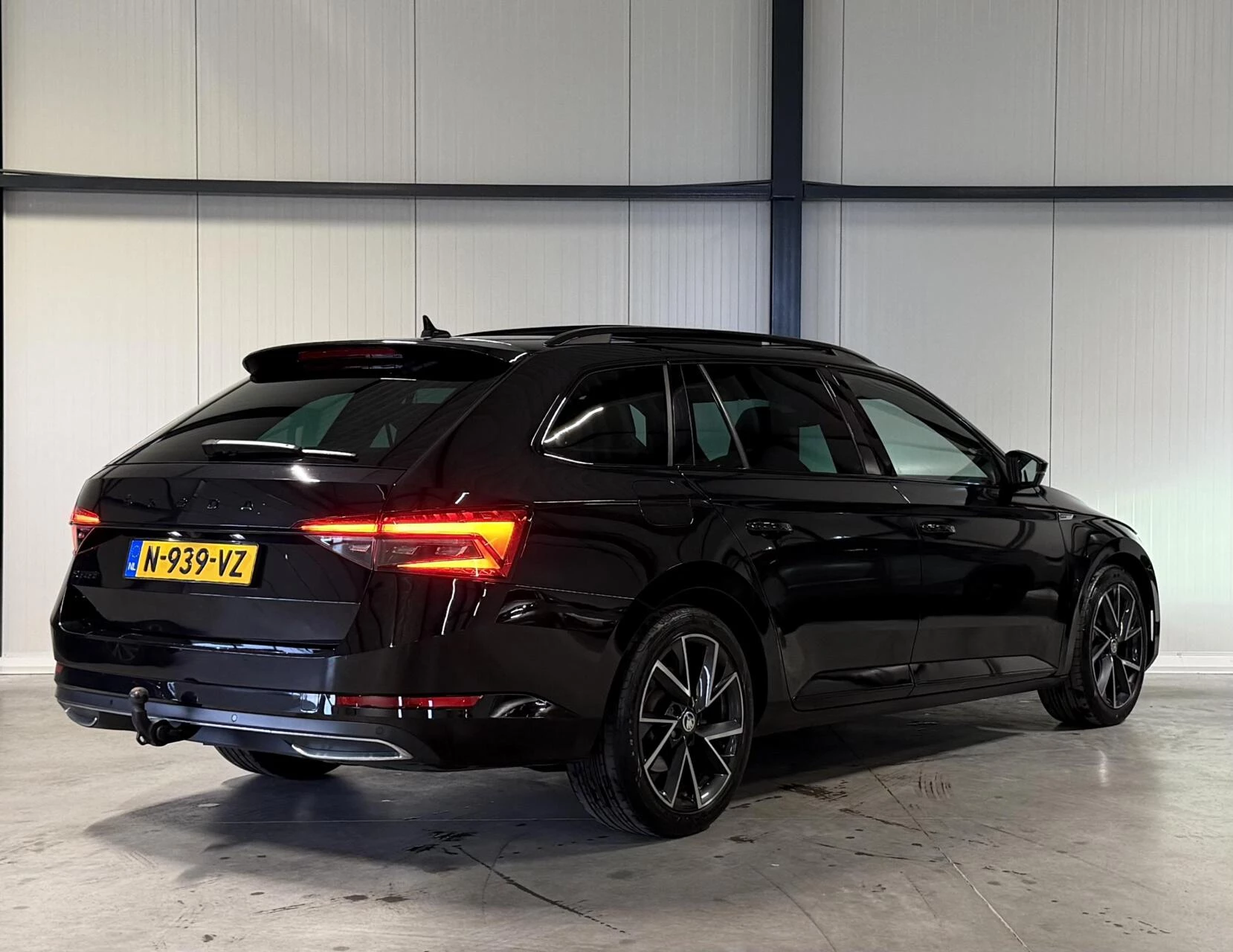 Hoofdafbeelding Škoda Superb