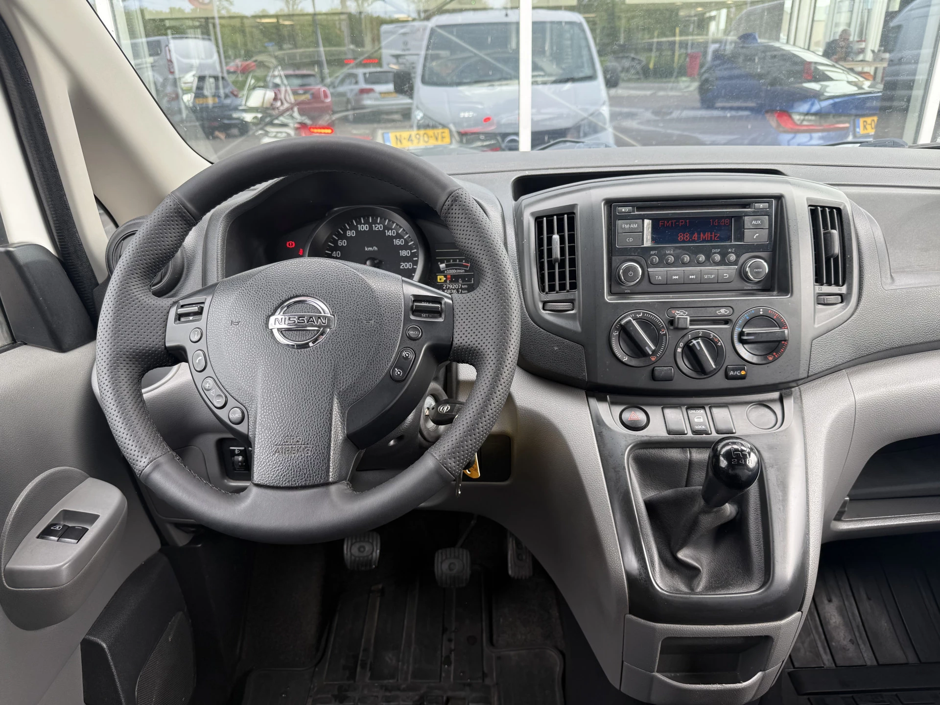 Hoofdafbeelding Nissan NV200