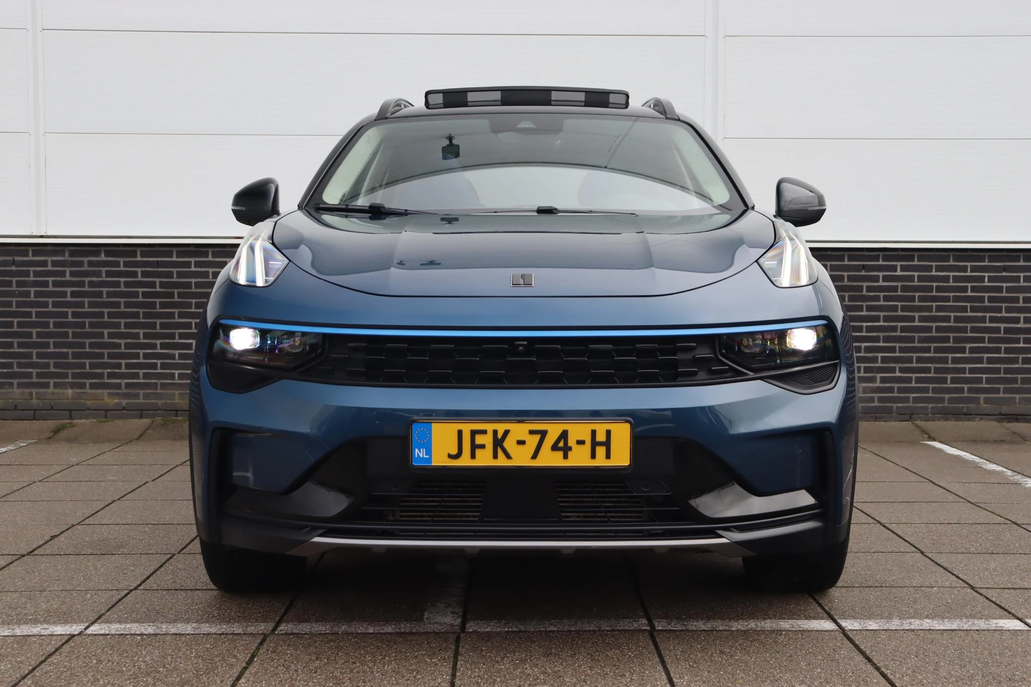 Hoofdafbeelding Lynk & Co 01