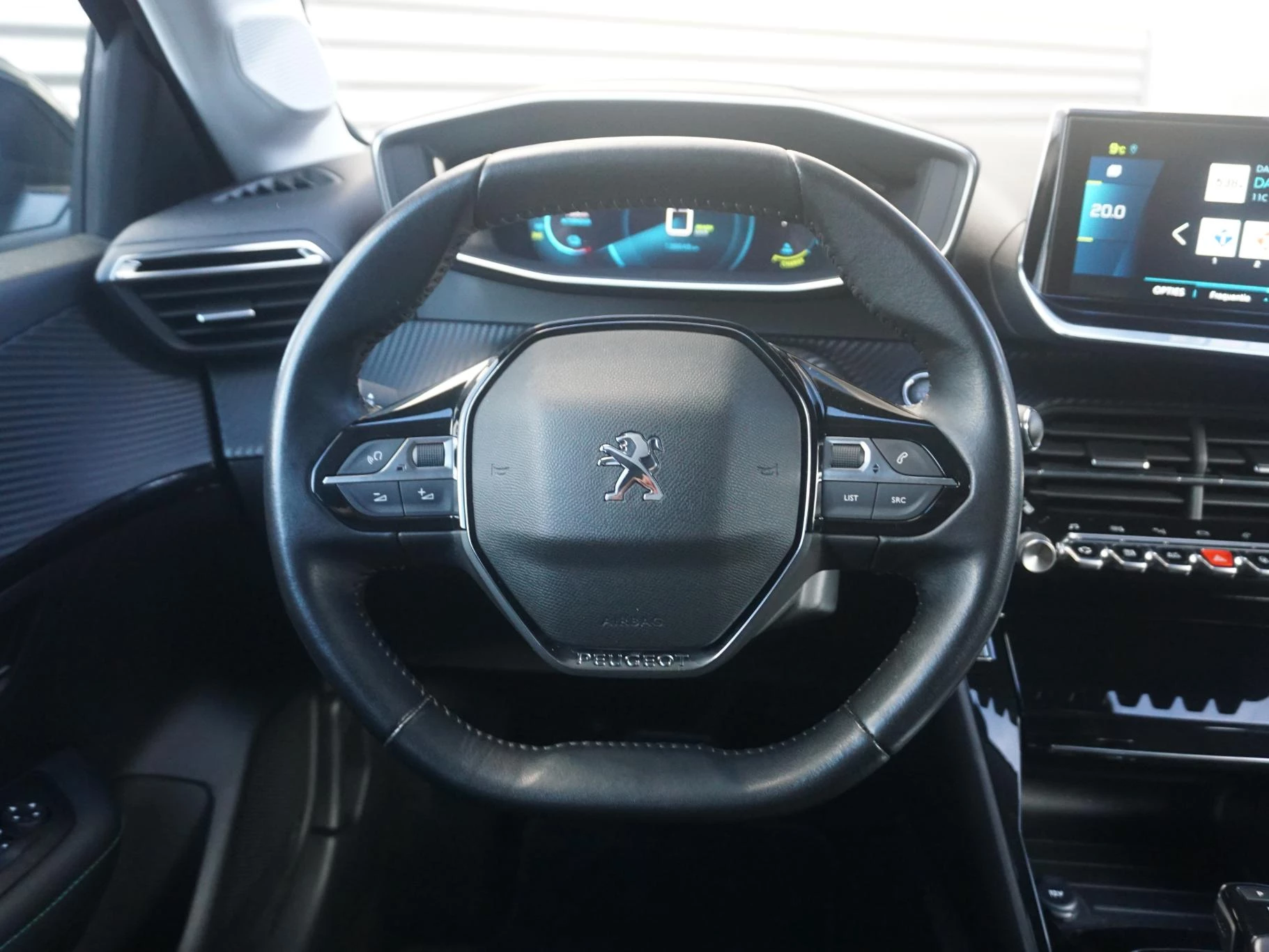 Hoofdafbeelding Peugeot e-208