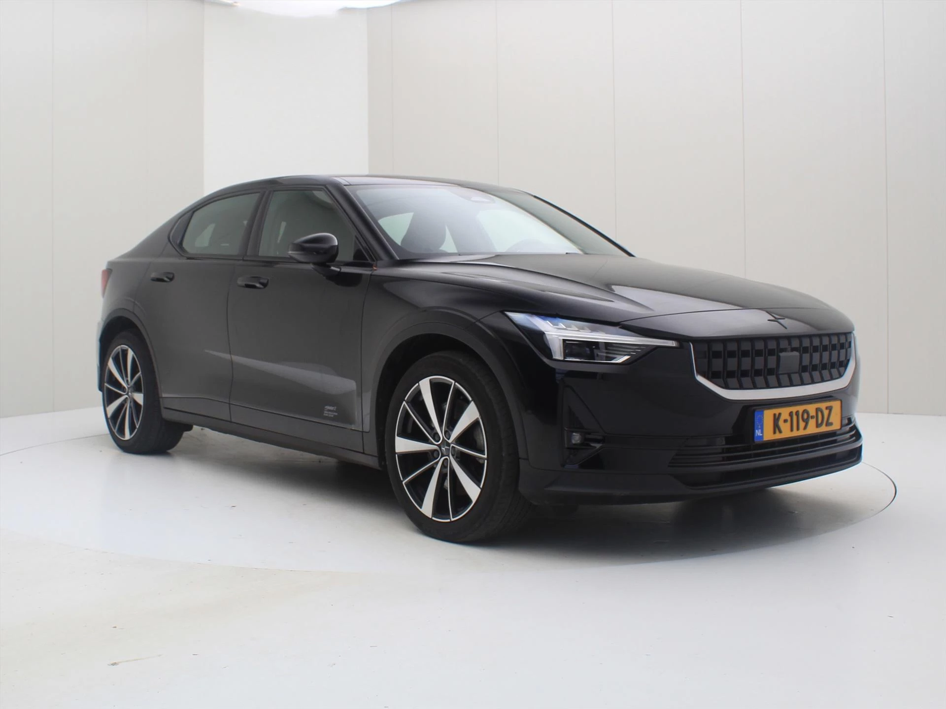 Hoofdafbeelding Polestar 2
