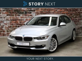 BMW 3 Serie Sedan 320i High Executive Luxury Line Automaat / Navigatie Professional / Trekhaak / Sportstoelen / Xenon / Parkeersensoren voor+achter / Neerklapbare Achterbank / Stoelverwarming / Bluetooth / Climate Control / Lichtpakket