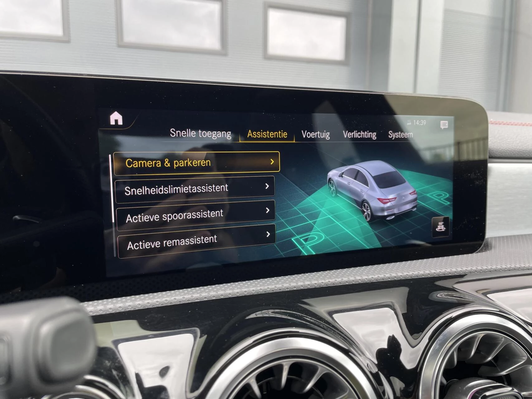 Hoofdafbeelding Mercedes-Benz CLA