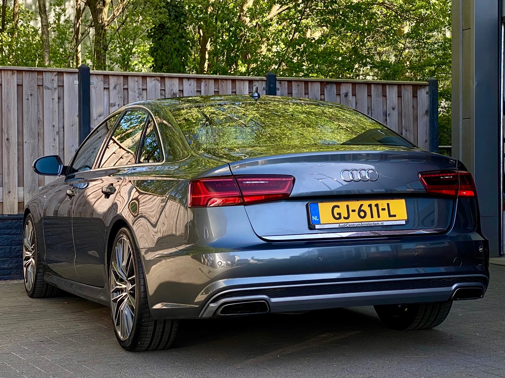 Hoofdafbeelding Audi A6