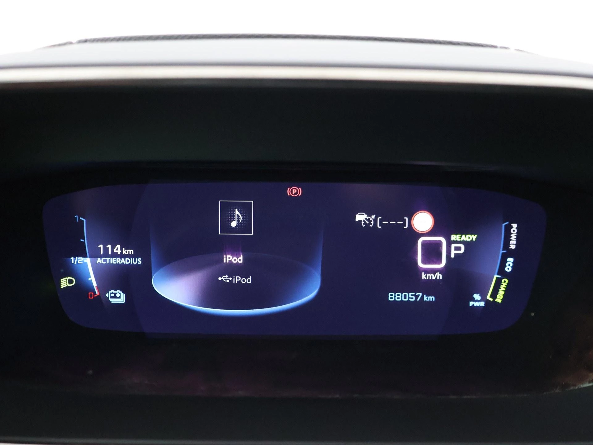 Hoofdafbeelding Peugeot e-2008