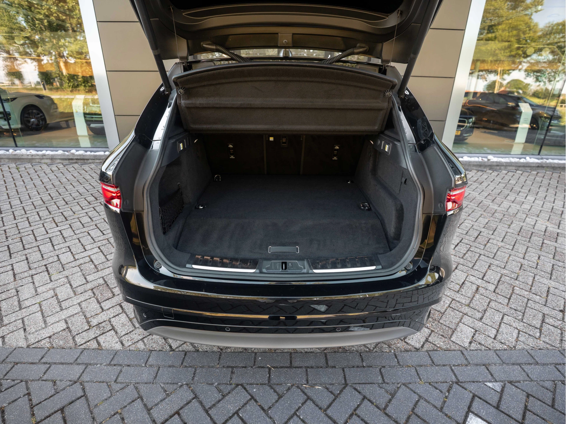 Hoofdafbeelding Jaguar F-PACE