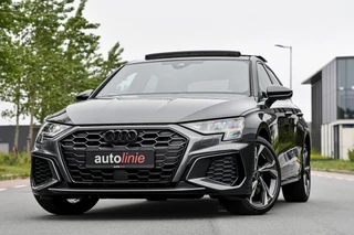 Audi A3 Sportback 45 TFSI e S edition Competition. BTW, Pano, Keyless, Sfeer, Camera, CarPlay!
