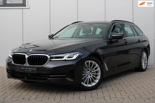 BMW 5-serie Touring 520e ACC I LASER I KEYLESS I EL. TREKH. I MEMORY I CARPLAY I CAM I SFEERVERL. I EL. KOFFERKLEP I