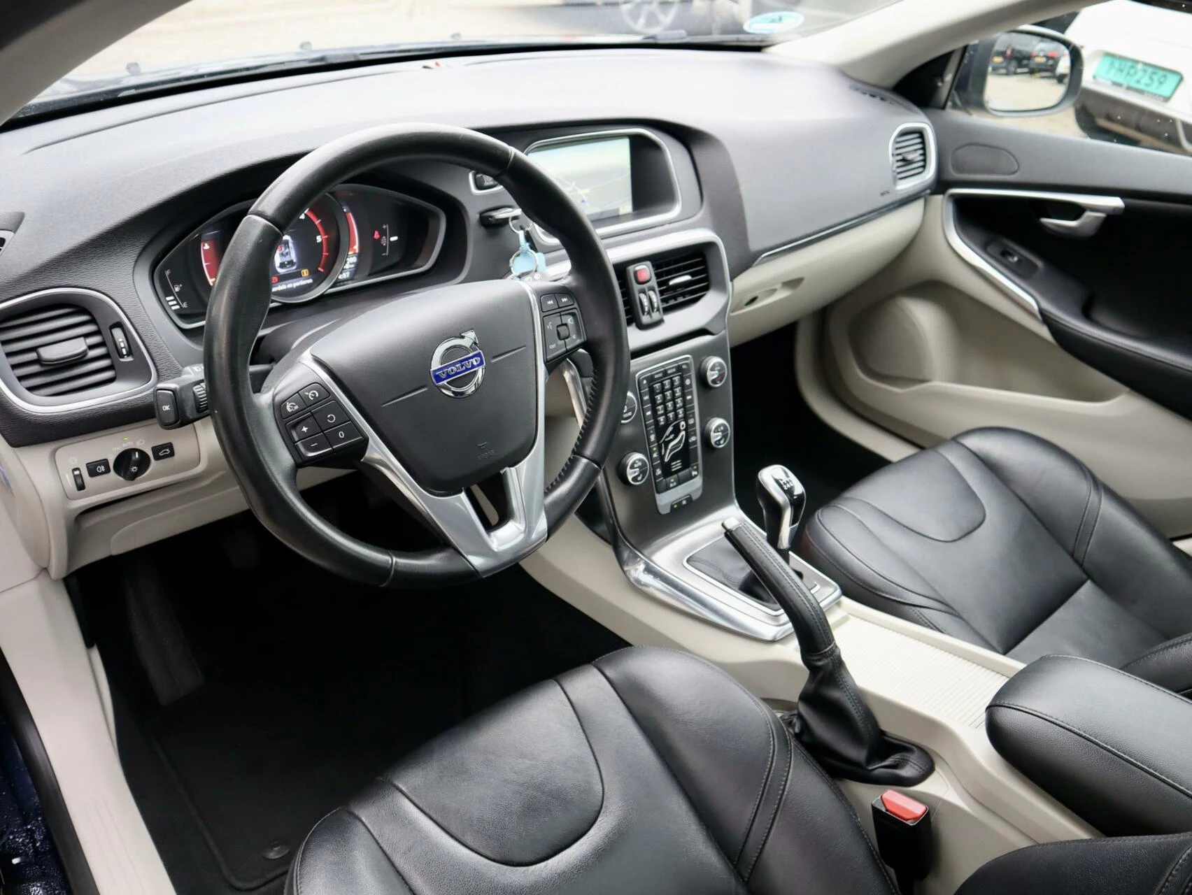 Hoofdafbeelding Volvo V40