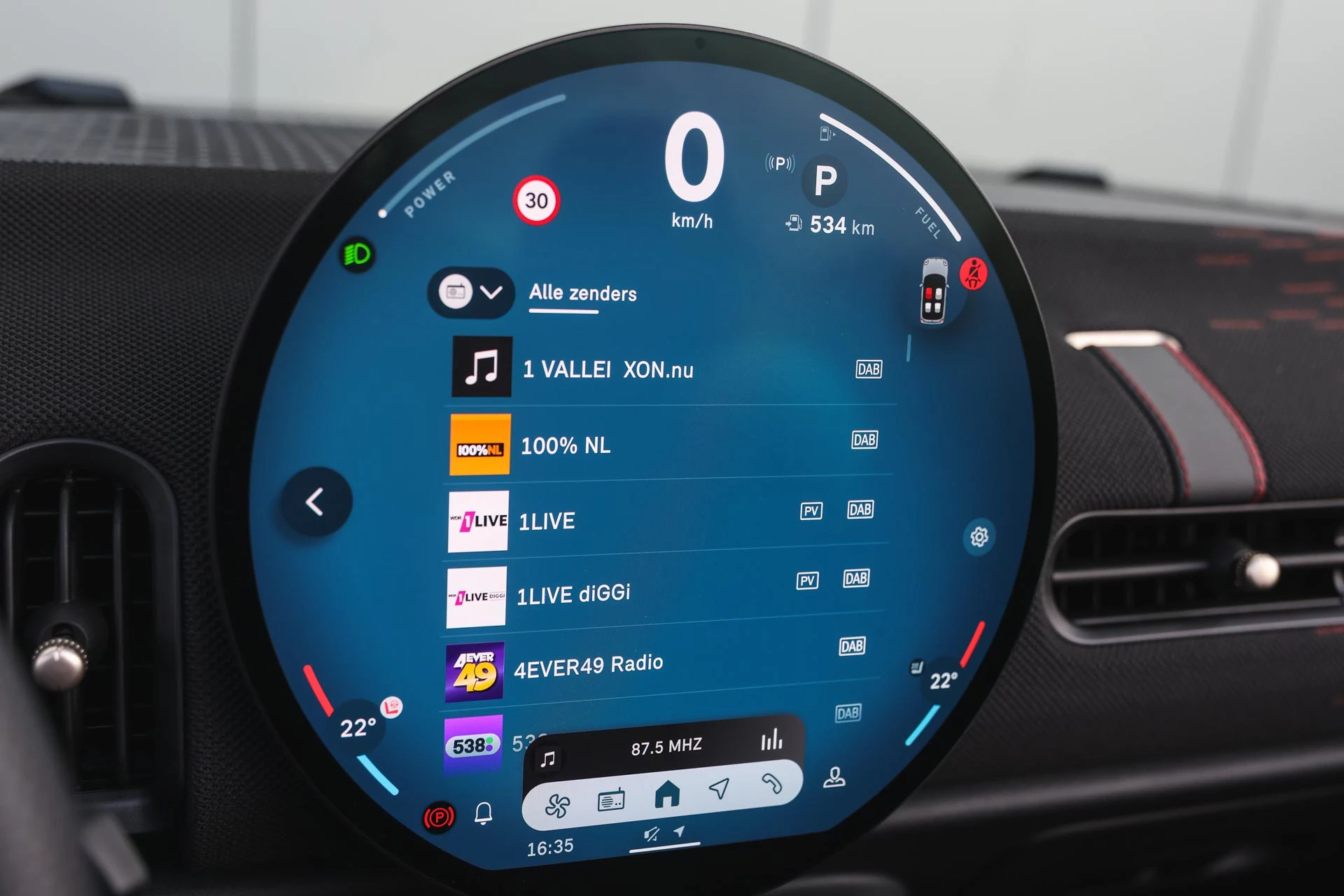 Hoofdafbeelding MINI Cabrio