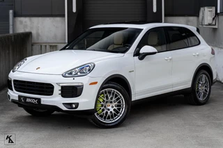 Hoofdafbeelding Porsche Cayenne Porsche Cayenne 3.0 S E-Hybrid | 2016 | Sport Chrono