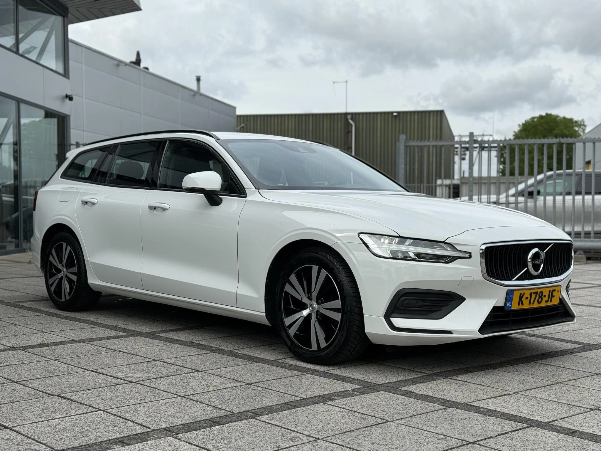 Hoofdafbeelding Volvo V60