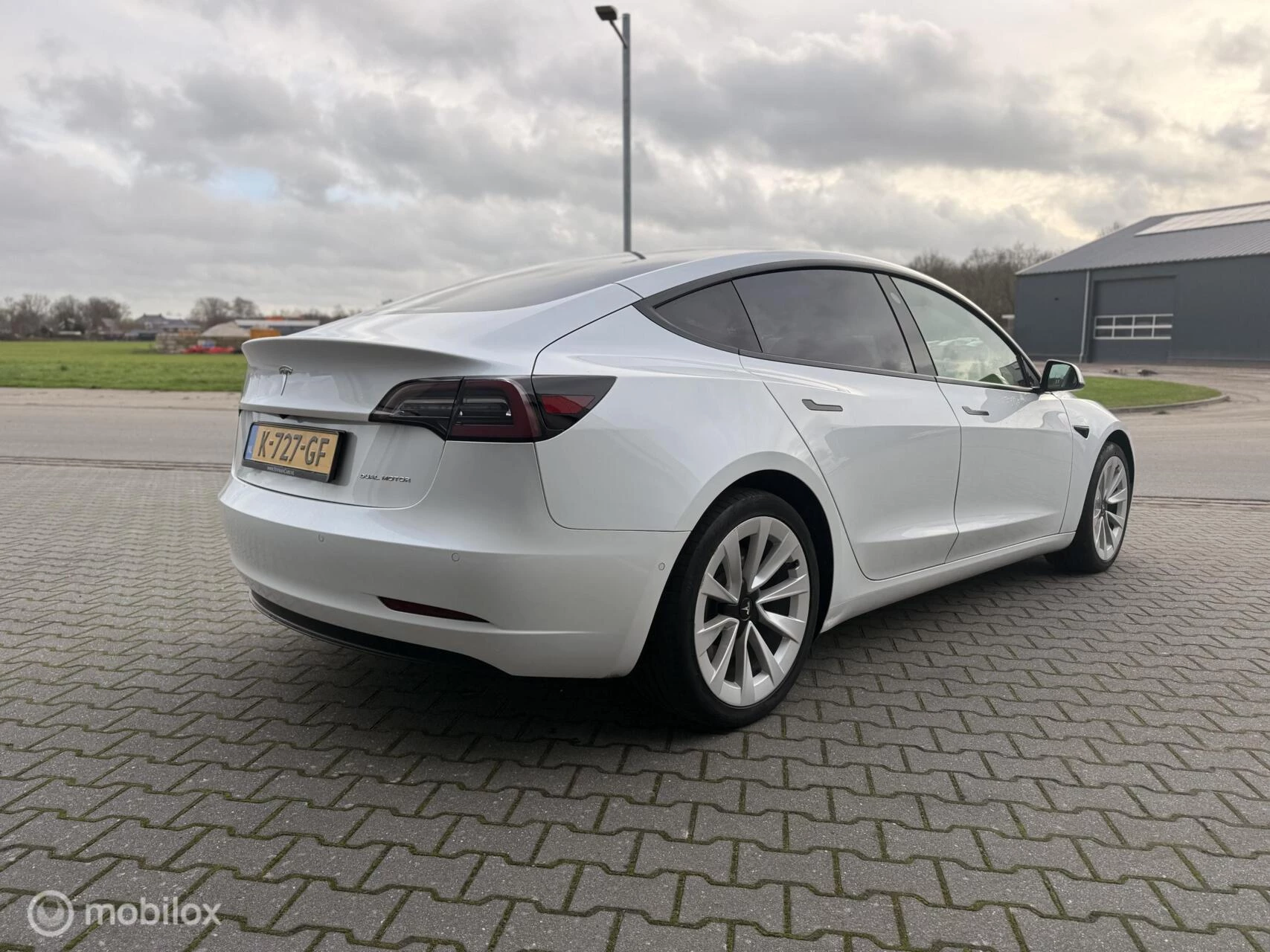 Hoofdafbeelding Tesla Model 3