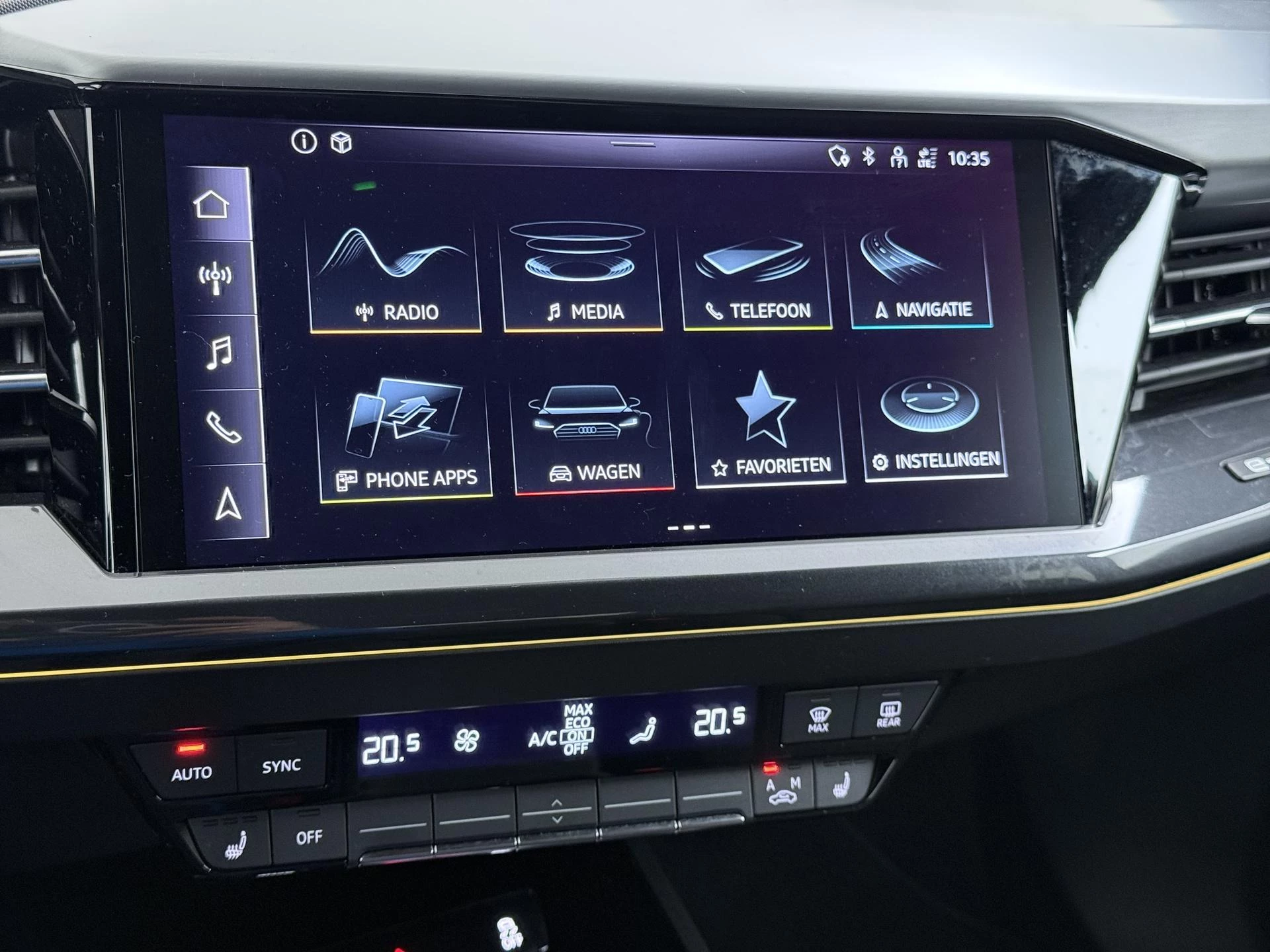 Hoofdafbeelding Audi Q4 e-tron