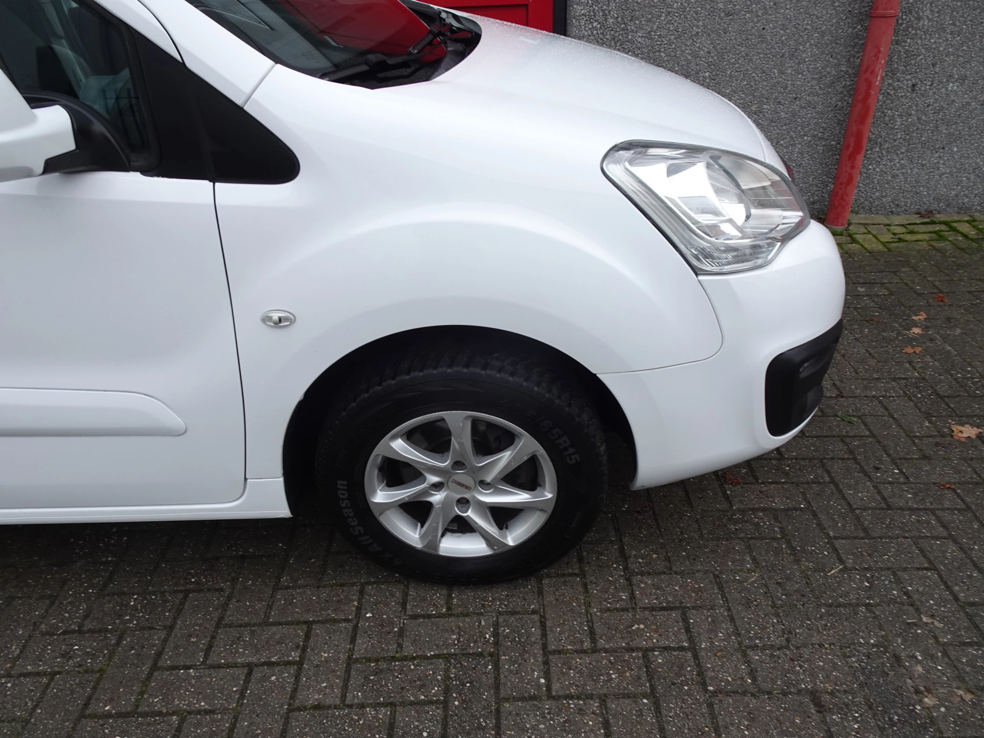 Hoofdafbeelding Peugeot Partner