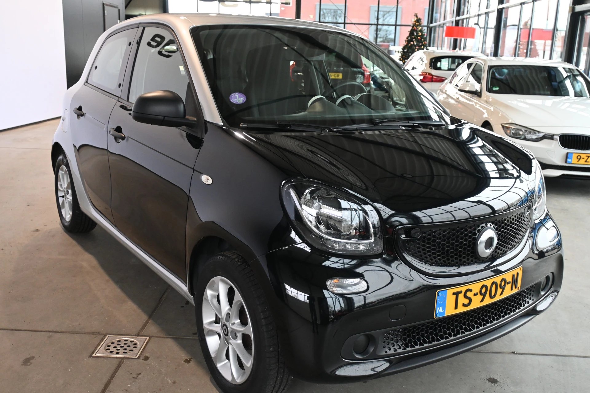 Hoofdafbeelding Smart Forfour