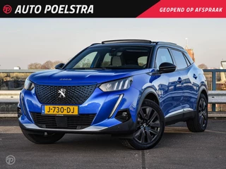 Hoofdafbeelding Peugeot e-2008 Peugeot e-2008 EV GT 50 kWh | SOH 91% | Panoramadak |Trekhaak | 360 Camera | ACC | Stoelverwarming | Sfeerverlichting | Navigatie | Apple CarPlay Android Auto | Keyless | 18" | Dealeronderhouden