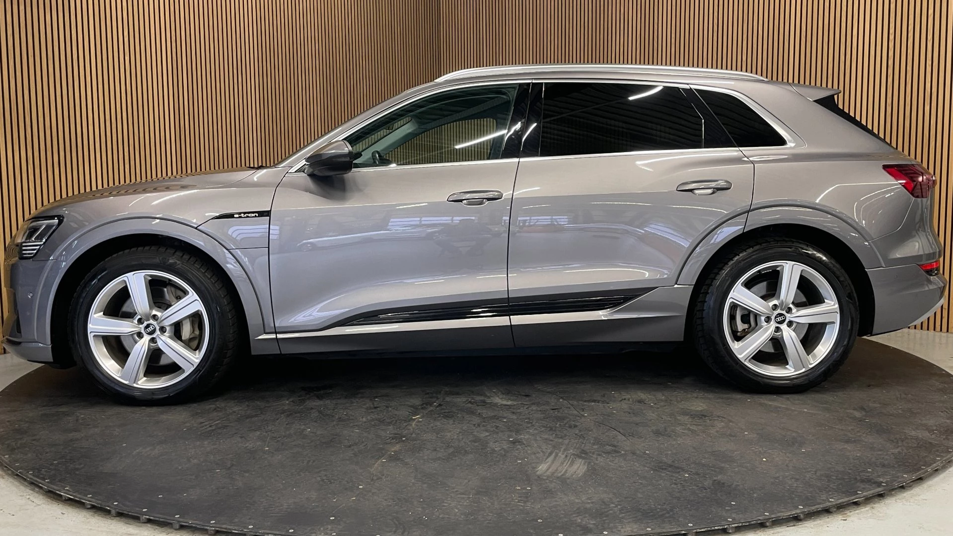 Hoofdafbeelding Audi e-tron