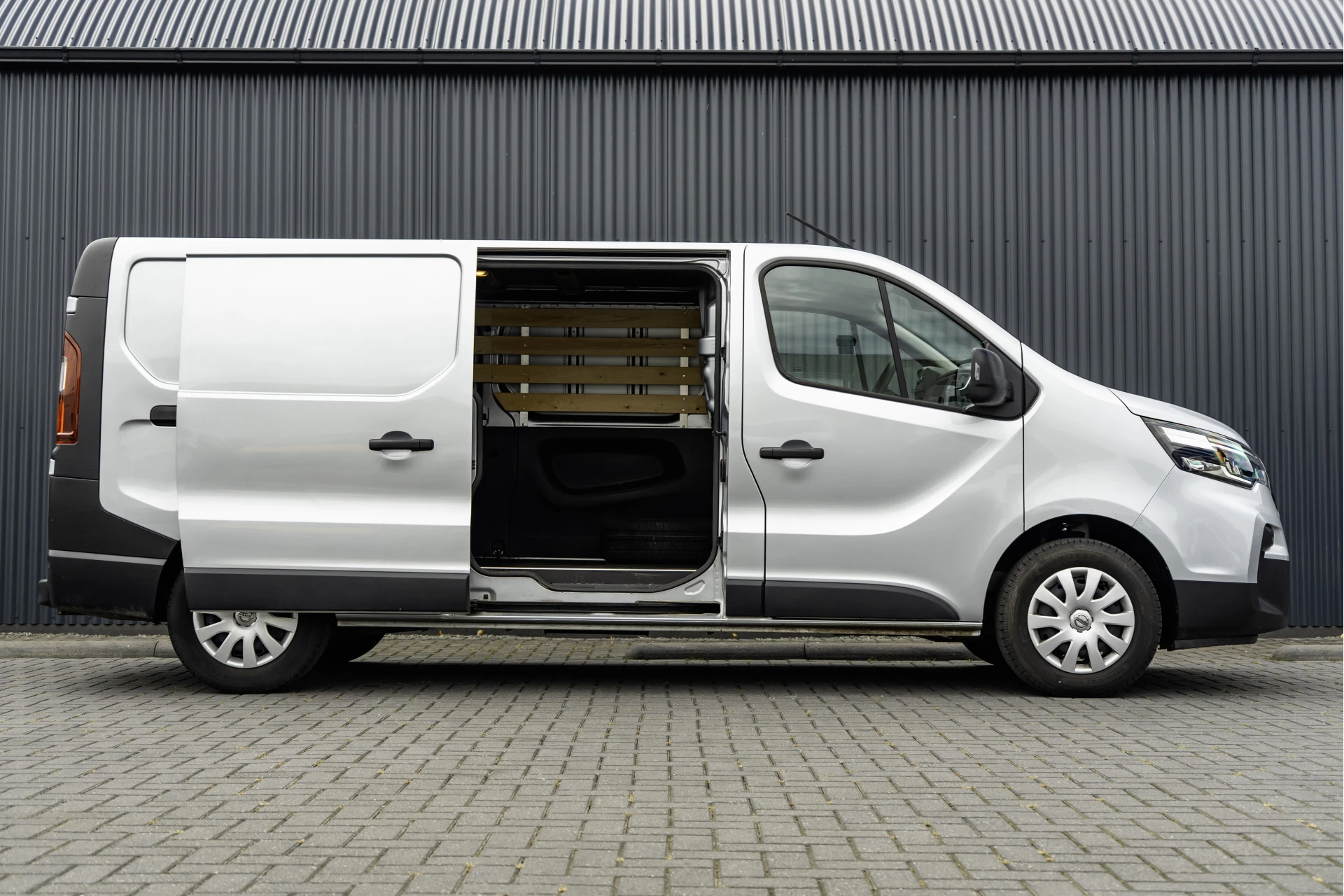 Hoofdafbeelding Nissan Primastar