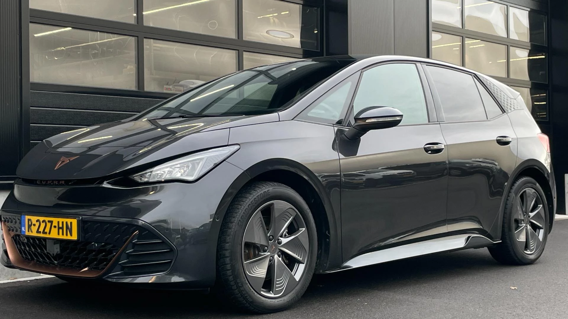 Hoofdafbeelding CUPRA Born