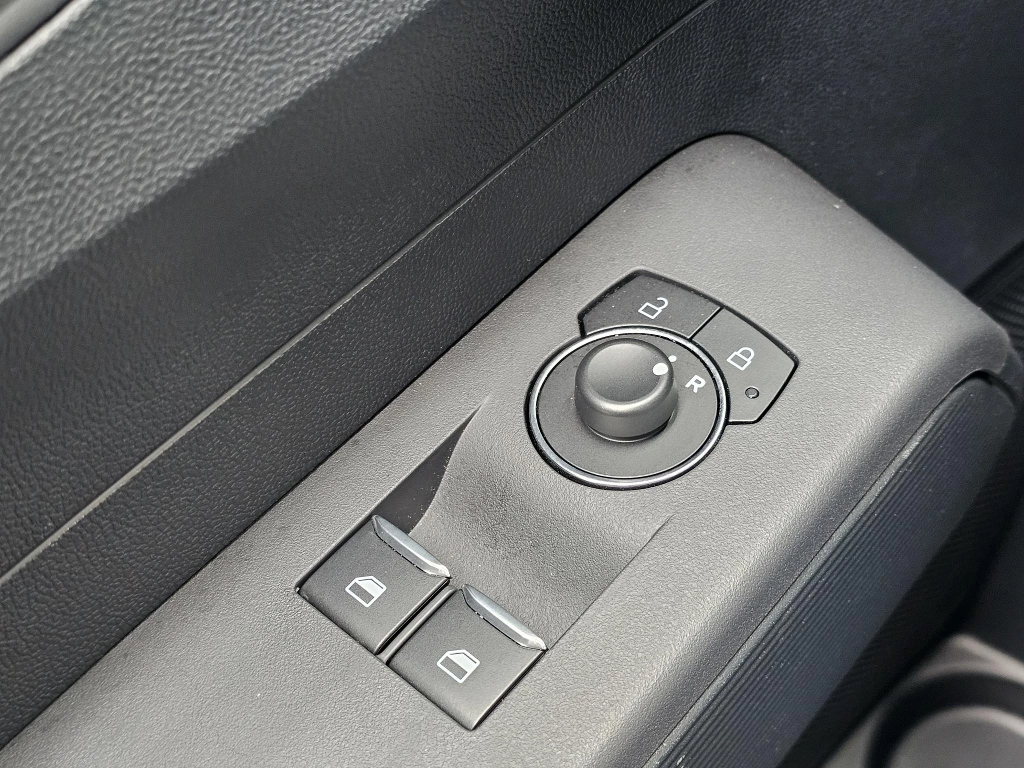 Hoofdafbeelding Ford Transit Courier