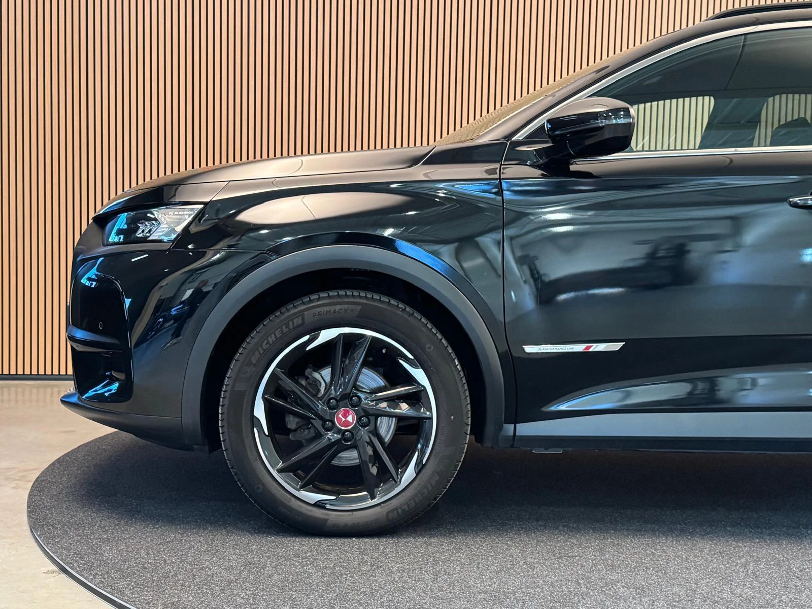 Hoofdafbeelding DS DS 7