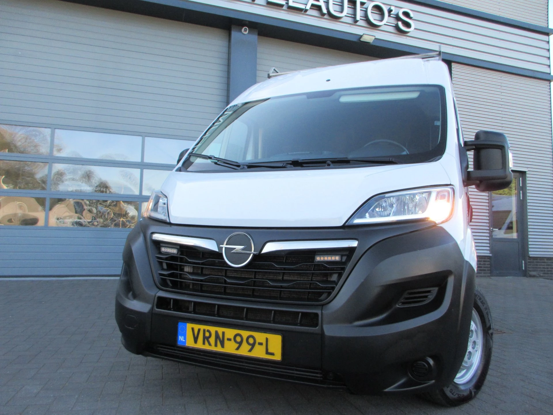 Hoofdafbeelding Opel Movano