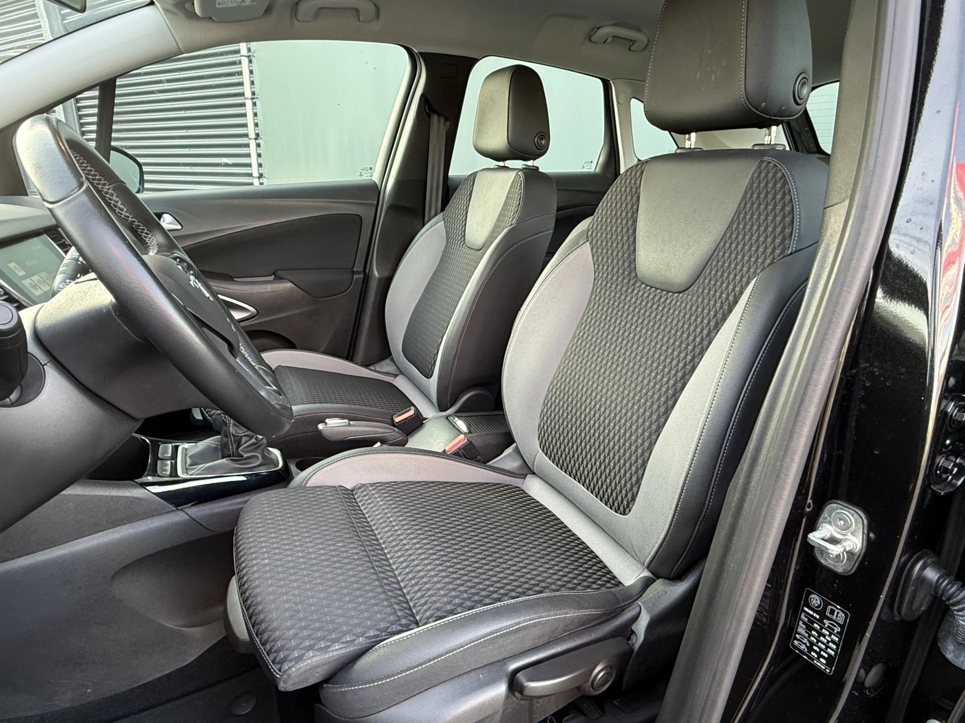 Hoofdafbeelding Opel Crossland X