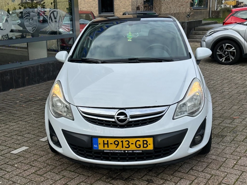 Hoofdafbeelding Opel Corsa