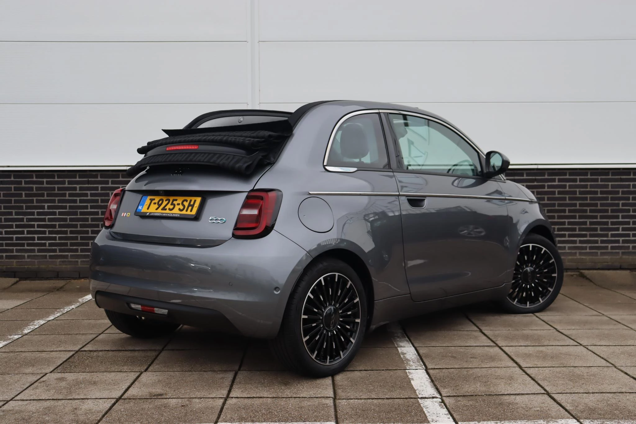 Hoofdafbeelding Fiat 500C