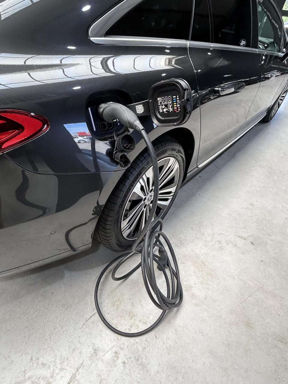 Hoofdafbeelding Mercedes-Benz EQS