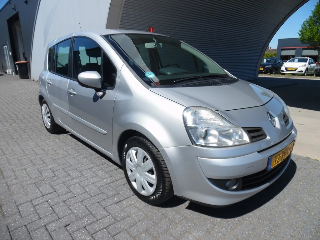 Hoofdafbeelding Renault Modus