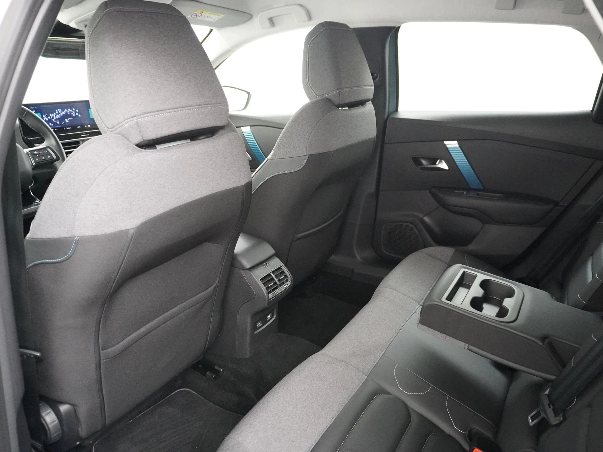 Hoofdafbeelding Citroën ë-C4