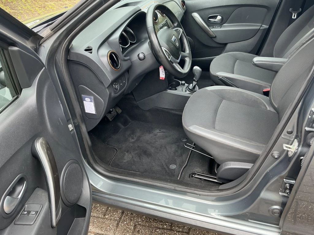 Hoofdafbeelding Dacia Logan