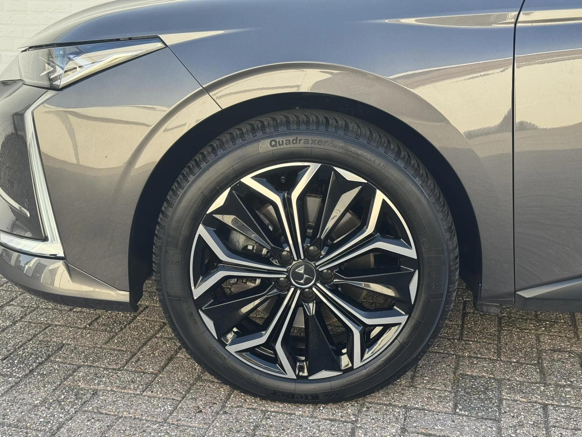 Hoofdafbeelding DS DS 4