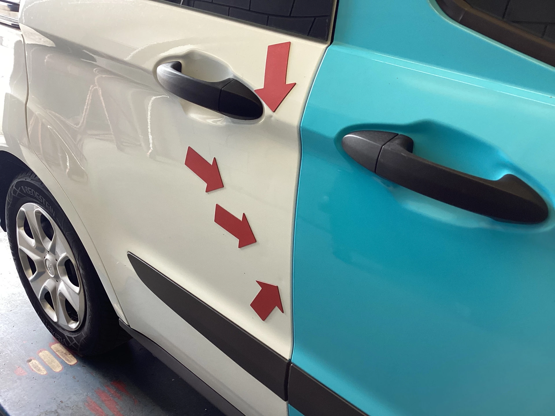 Hoofdafbeelding Ford Transit Courier