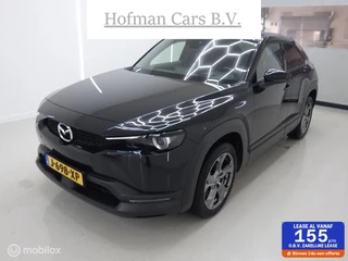 Hoofdafbeelding Mazda MX-30 Mazda MX-30 e-SkyActiv 145 First Edition 36 kWh Dealer Onderhouden Head up Display Incl. BTW