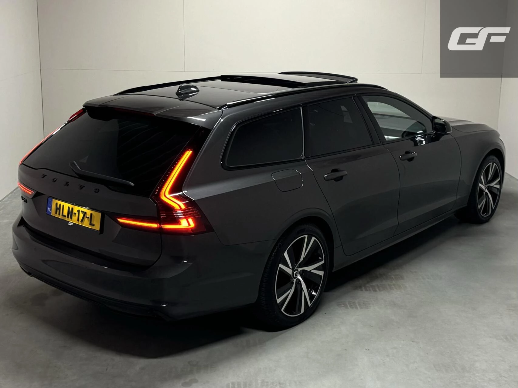 Hoofdafbeelding Volvo V90